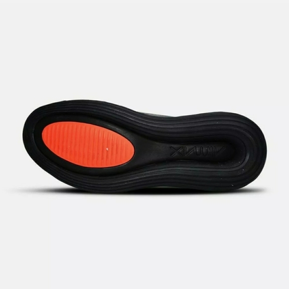 NIKE AIR MAX 720  limited edition - Picture 4 of 9